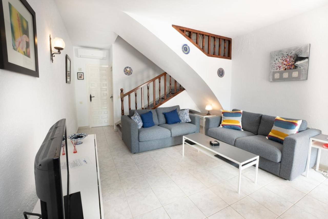 Nueva Nerja 71 Menyber Villa Luaran gambar