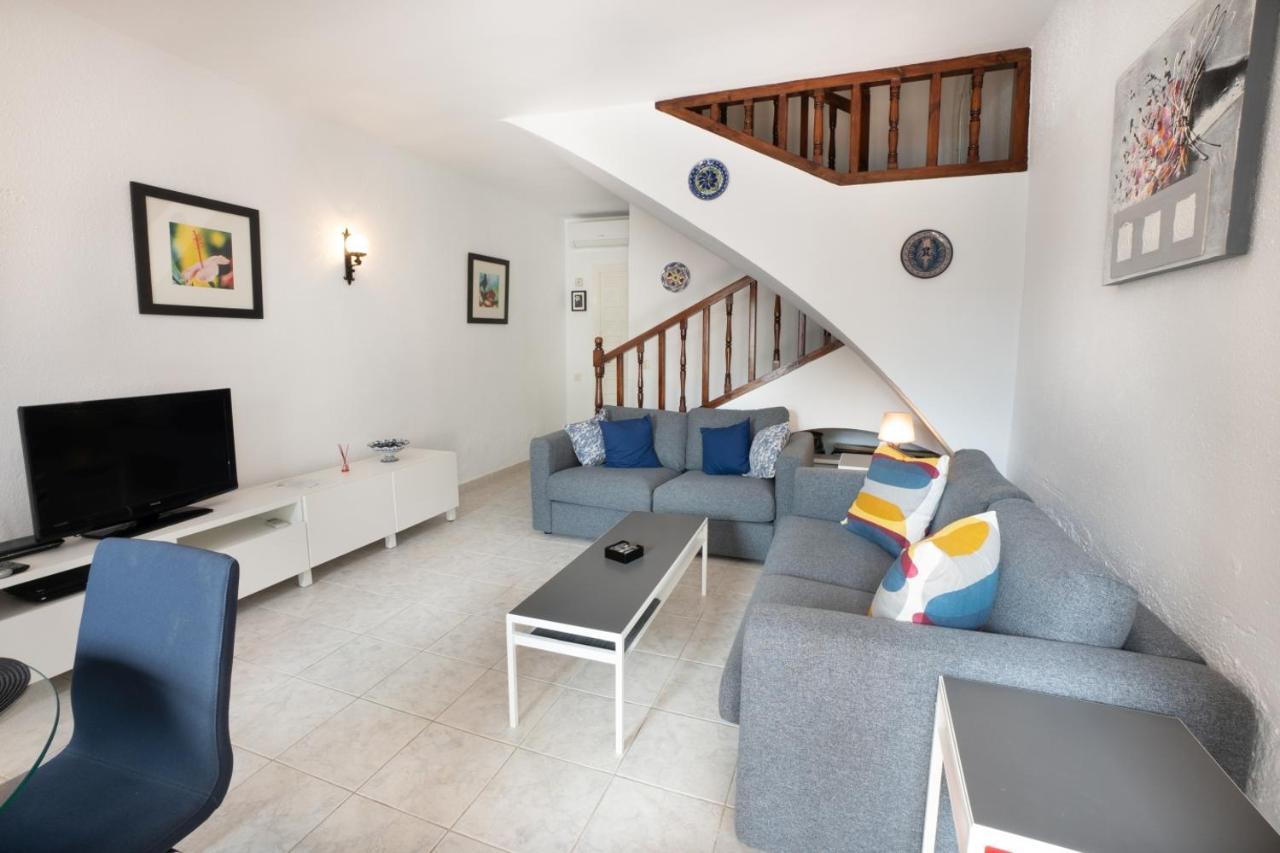 Nueva Nerja 71 Menyber Villa Luaran gambar